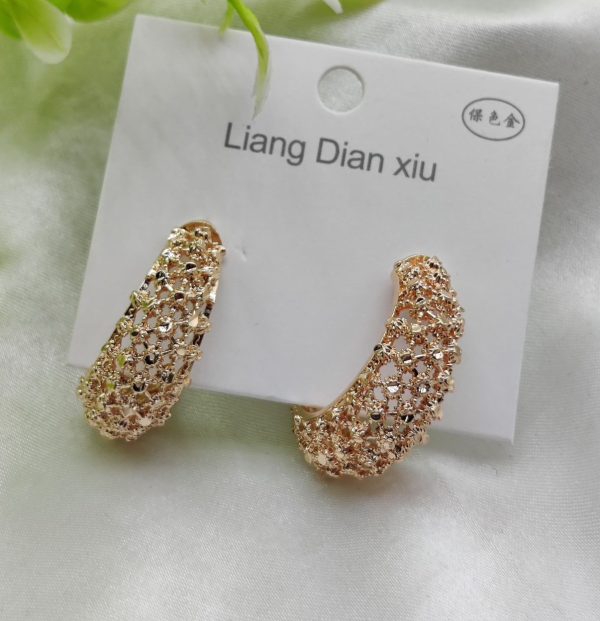 Best Quality Artificial Earrings For Girls & Women