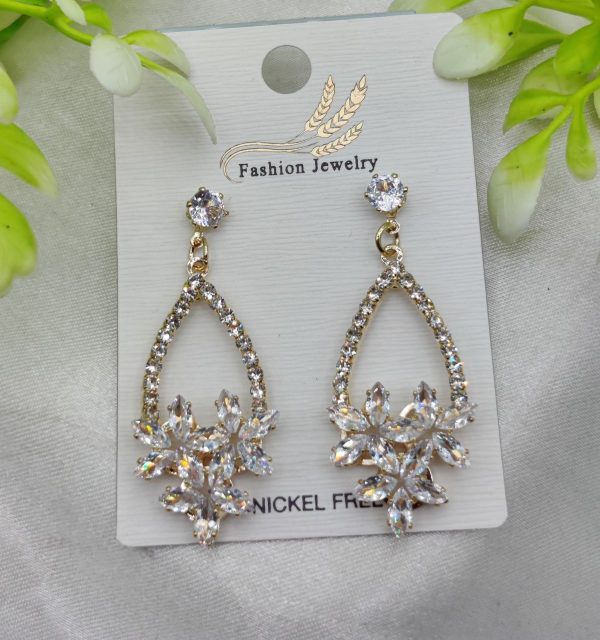 Elegant bridal earrings with Austrian crystals