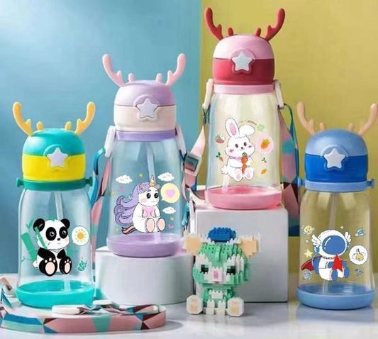Reindeer-shaped kids water bottle 600ml Pakistan
Leakproof school water bottle for boys and girls
school water bottle for boys and girls
